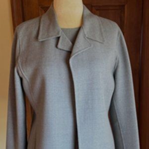 Vintage Ellen Tracy Light Grey Wool/Spandex Pantsuit with matching top; Sz 10